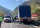 Accident cumplit pe Valea Oltului între un TIR și un autoturism. Trei persoane au ajuns la spital, una în stare gravă (Video)