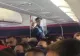 Percheziții într-un avion blocat de poliție în Satu Mare. Toți pasagerii au fost controlați - FOTO
