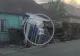 TIR scăpat de sub control de un șofer beat - un pieton a murit strivit, după ce camionul s-a răsturnat peste el