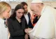 Mesaj emoționant al soțiilor luptătorilor ucraineni din Azovstal către Papa Francisc: „Să nu-i lăsați să moară!”