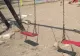 Incident șocant, în parc: copil de 4 ani, dus de urgență la spital după ce un leagăn s-a rupt și l-a lovit