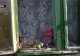 Două surori și mama lor trăiesc de pe o zi pe alta. Fetițele au fost părăsite de tată