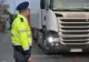 Polițiștii de frontieră din Maramureș, amenințați cu moartea după ce au oprit un transport ilegal de lemne