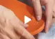 VIDEO – A luat o bucată de plastic și i-a făcut câteva găuri – Incredibil ce a ieșit din mâna sa