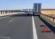 Șofer de TIR spulberat de o autoutilitară în timp ce cobora din cabină, pe autostradă