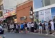 ISTERIE la un fast-food din Iași! Coadă URIAȘĂ la shaorma - VIDEO 