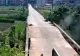 Momentul în care un pod se rupe în două din cauza căldurii extreme, în China - VIDEO