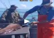 VIDEO – A despicat peștele și a găsit ceva incredibil în burta sa. Se afla acolo de ani de zile