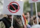 Protest la Ministerul Sănătății. Oamenii scandează împotriva restricțiilor anti-COVID