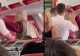 O bătrână a lovit un însoțitor de zbor după ce acesta i-a luat băutura din față - FOTO&VIDEO
