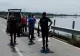 Femeie neindetificată, găsită înecată într-un baraj de pe râul Olt