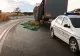 VIDEO | Șanț cu bere, într-o localitate din județul Olt. Un camion plin cu lăzi de bere s-a răsturnat