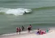 Panică pe o plajă din SUA. Un rechin s-a apropiat de mal, în timp ce în apă erau câțiva turiști - VIDEO