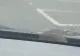 Mergeau cu mașina prin Militari când ceva cu BLANĂ le-a apărut pe parbriz. Reacție hilară - VIDEO