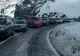 Două drumuri au fost închise din cauza ninsorii - Drumarii intervin pentru îndepărtarea stratului gros de zăpadă - VIDEO