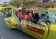 Taxi ”decapotat” de un buldoexcavator. Trei persoane au fost rănite în urma impactului devastator - FOTO