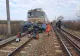 Mașină lovită de tren, în Neamț - În mod miraculos, o femeie și copilul ei au supraviețuit impactului