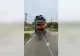 Mașinăria bizară care va circula pe străzile din România. Se deplasează cu 15 km pe zi - VIDEO