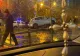 La un pas de tragedie, în Capitală: un șofer a ajuns cu mașina pe un tomberon din Parcul IOR