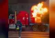 Camionul lui Moș Crăciun în flăcări, din România, cea mai citită știre de pe site-ul BBC