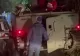 Moș Crăciuni beți, blocați cu tancul în gard, în Anglia. Imagini inedite - VIDEO