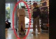 VIDEO – A făcut asta în timp ce proba niște adidași în magazin – Vânzătoarea a intrat în alertă