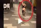VIDEO – O tânără a arătat mai mult decât își dorea atunci când a vrut să-și impresioneze prietenii cu aptitudinile sale fizice, în public