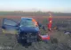 Trei persoane rănite grav după impactul dintre două maşini, în Suceava - FOTO