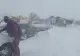 Prima zi de iarnă autentică, primele probleme majore. Vrancea, blocată de nămeți