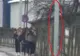 Stâlpi montați în mijlocul trotuarului, în Alba Iulia! Pietonii, total revoltați: ce explicație au autoritățile