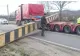 Încă un camion a lovit un limitator de înălțime - Traficul, complet blocat în zonă