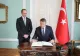 Președintele Klaus Iohannis a semnat în Cartea de condoleanțe de la Ambasada Turciei după cutremurele devastatoare