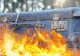 Un bărbat a dat foc unei valize pline cu bani, ca să se răzbune pe concubină