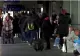 Trenuri BLOCATE cu orele în Germania de românii care voiau să DOARMĂ pe șine! Scene HALUCINANTE