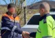 Un angajat la salubrizare a găsit o plasă plină cu bani pe câmp. Gestul pe care l-a făcut i-a lăsat pe polițiști cu gura căscată  