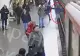 Un adolescent a SUPRAVIEȚUIT în mod miraculos, după ce a fost împins în fața metroului! Scene ȘOCANTE la metroul din Moscova - VIDEO