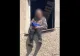 O bătrână din Brăila s-a aruncat de la etajul 4 chiar în timp ce negociatorul încerca să o oprească - Femeia a murit la scurt timp