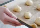 Ingredientul care face din foaia de copt un ajutor de neprețuit în baie. Puțini s-ar fi gândit la asta. VIDEO