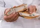 Dosarul de mită de la ASSMB. Directorul șpăgar Cristian Plută a fost trimis în judecată
