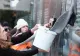 Activişti pentru schimbările climatice au vandalizat un monument german pe care sunt înscrise articolele din Constituţie