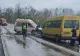 Microbuz de transport elevi, impact violent cu un autoturism: 12 victime