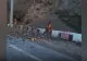 Situație dezastruoasă pe Valea Oltului: șoseaua se poate SURPA oricând! Șoferii, în pericol