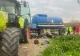 Doi motocliclişti în vârstă de 17 ani, răniţi într-un accident cu un tractor! Traficul a fost blocat - IMAGINI teribile