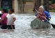 Inundații catastrofale în SUA! Americanii se văd nevoiți să meargă cu bărcile pe străzi FOTO