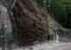 Alunecare de teren în Suceava: drum blocat pe ambele sensuri după ce o bucată de munte a luat-o la vale - VIDEO