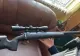 Elevul de 7 ani care a venit cu o armă tip airsoft în şcoală, trimis la psiholog! Ce amendă a primit tatăl copilului