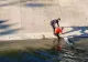 Bătrână salvată de la înec de un grup de tineri, în Iași - Momentul a fost filmat
