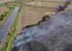 Incendiu devastator în Tulcea. Ard zeci de hectare de stuf, pompierii fac față cu greu -VIDEO