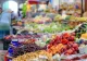 Românii cumpără tot mai puțin din cauză că produsele sunt din ce în ce mai scumpe VIDEO