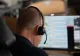 Timpul de așteptare la call-center, limitat la 5 MINUTE. Ce amenzi riscă cei care nu respectă prevederea